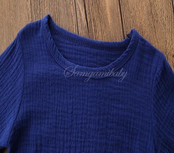 Set copii pentru fete din două părți - blugi și o bluză cu mâneci 3/4