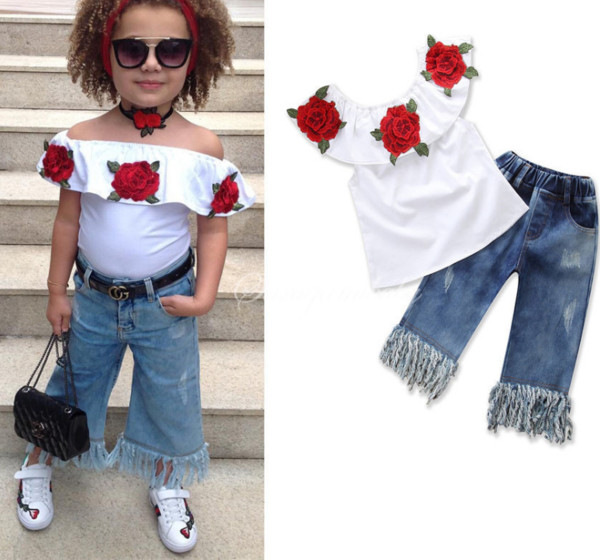 Set modern pentru copii pentru fete, inclusiv blugi și o bluză cu broderie