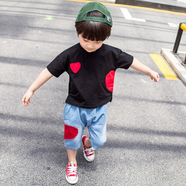 Set copii - Tricou model lat si blugi 7/8 cu imprimeu