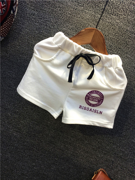 Set modern pentru baieti pentru copii in mai multe culori - maiou si pantaloni scurti cu inscriptie