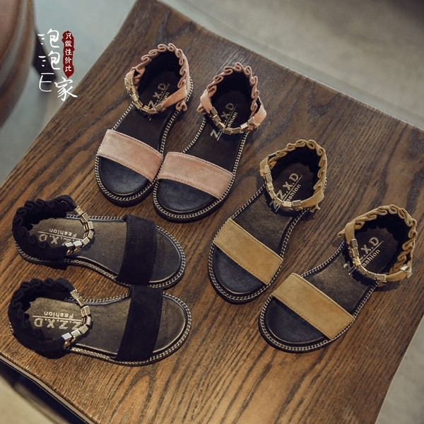 Sandale pentru copii cu decor metalic in negru, roz si maro