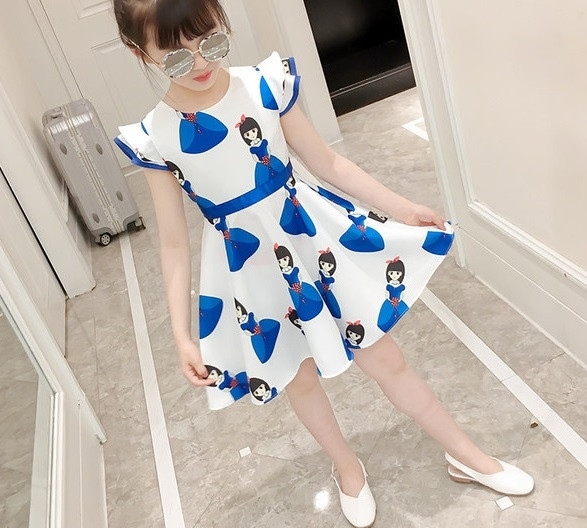 Rochie de sifon pentru copii proaspete croiat model cu aplicatie