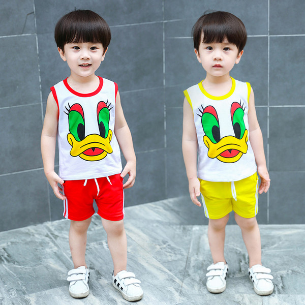 Set copii pentru baieti in culori vii cu imprimeu