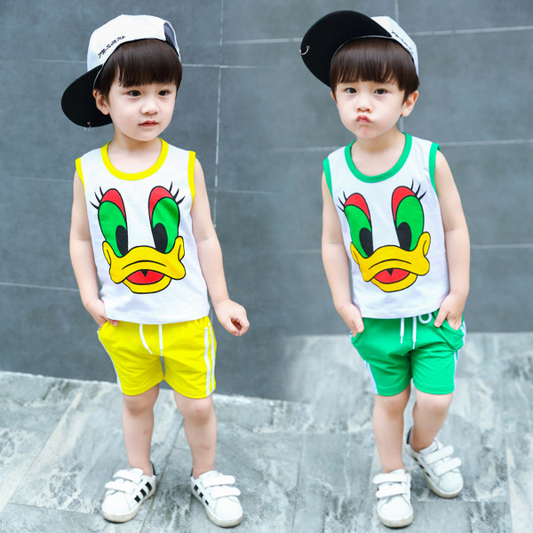 Set copii pentru baieti in culori vii cu imprimeu