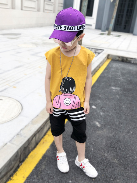 Set copii - maiou cu imprimeu si pantaloni 3/4