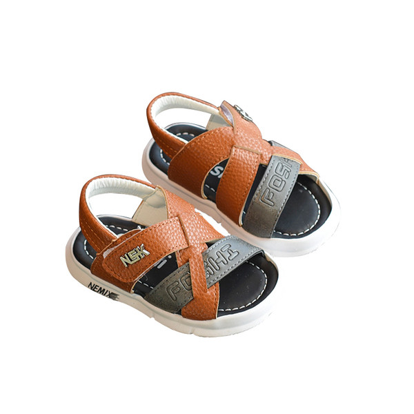 Sandale moderne pentru copii pentru un băiat în trei culori