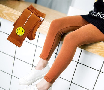 Jambiere zilnice pentru copii cu aplicații 3D pentru fete