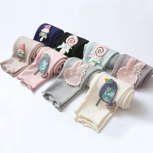 Jambiere zilnice pentru copii cu aplicații 3D pentru fete