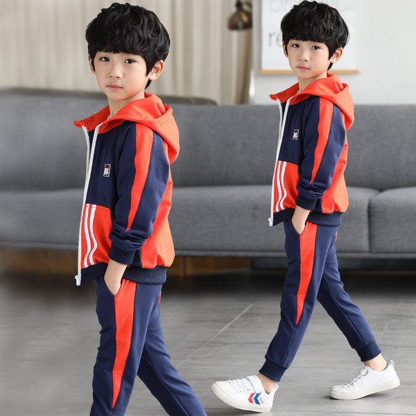 Set trening sport pentru baieti - top cu gluga si pantaloni lungi
