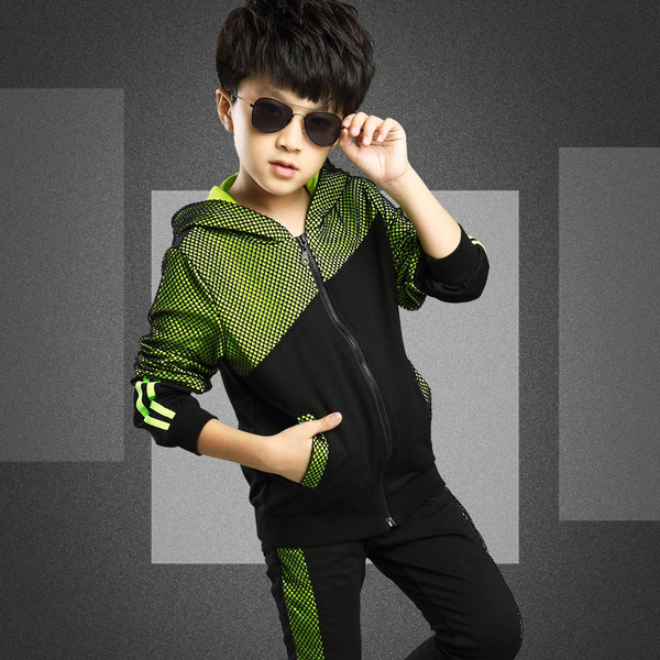 Echipa copii - top și costum lung cu elemente colorate