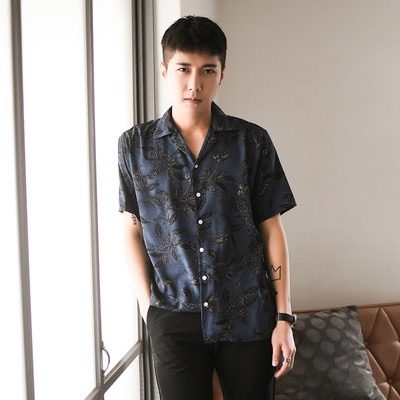 Cămașă pentru bărbați cu mânecă scurtă cu motiv floral în două culori