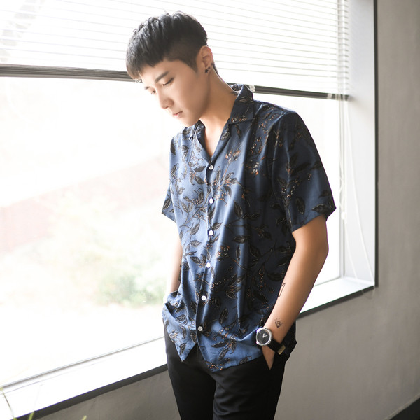 Cămașă pentru bărbați cu mânecă scurtă cu motiv floral în două culori