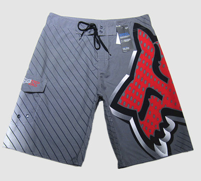 Costum de baie pentru bărbați în două culori cu imprimeu