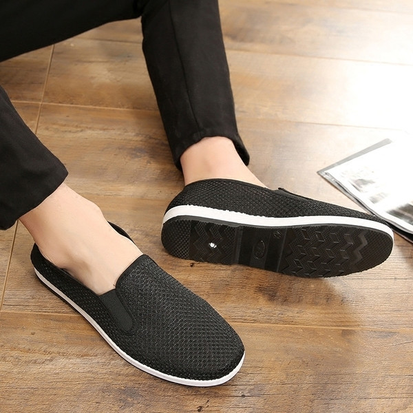 Ανδρικά αθλητικά μοκασίνια σε 2 μοντέλα