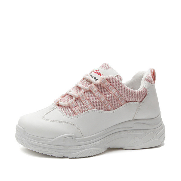 Adidași de damă pe platformă ușoară cu inscripții în trei culori