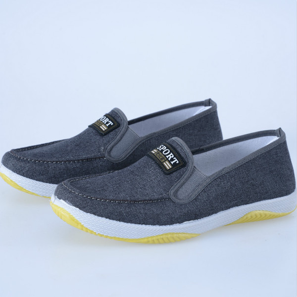 Mocasini barbatesti in doua modele potriviti pentru utilizarea de zi cu zi