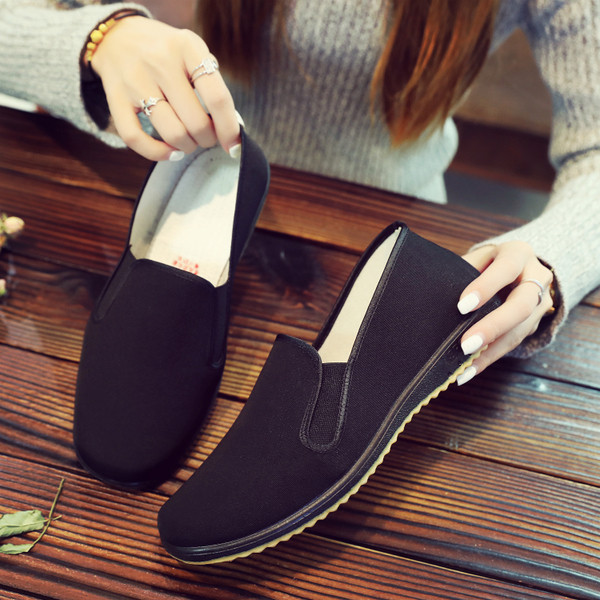 Mocasini barbatesti in doua modele potriviti pentru utilizarea de zi cu zi