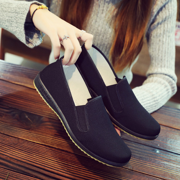 Mocasini barbatesti in doua modele potriviti pentru utilizarea de zi cu zi