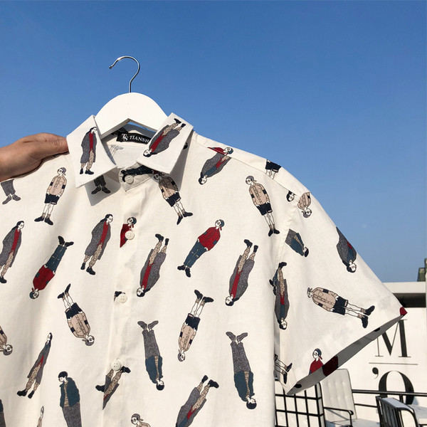 Cămașă bărbătească cu mânecă scurtă de primăvară-vară cu aplicație colorată