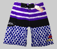 Νέο μοντέλο ανδρικό μαγιό με πολύχρωμα στοιχεία και εκτύπωση