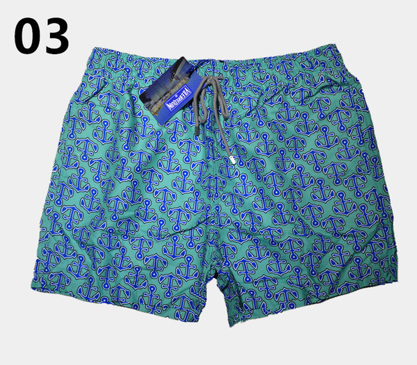 Costum de baie scurt pentru bărbați în două modele cu imprimeu
