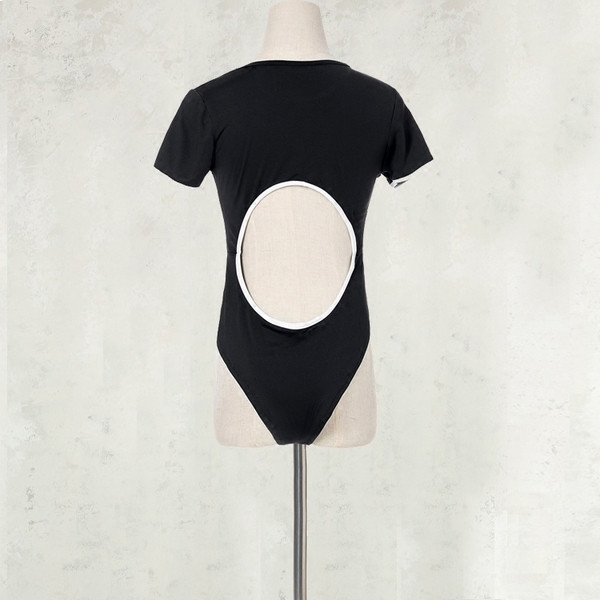 НОВ цял бански за дамите в черен цвят