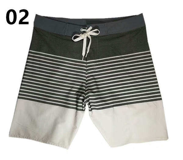 Costume de baie pentru bărbați în patru modele