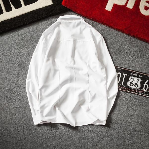 Cămașă bărbătească de primăvară-vară cu mâneci lungi și aplicație pisică în alb-negru