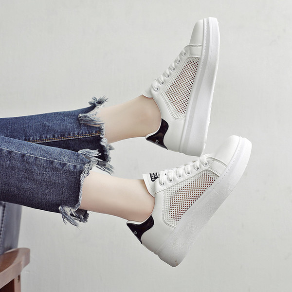 Adidași de vară damă pe talpă plată de culoare albă