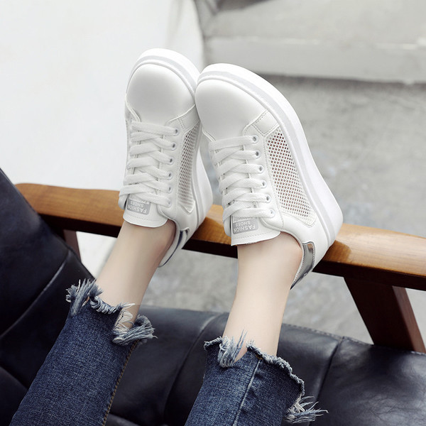 Adidași de vară damă pe talpă plată de culoare albă