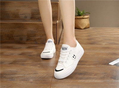 Adidasi casual dama cu aplicatie in trei culori