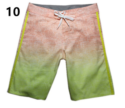 Costume de baie pentru bărbați în două modele - curate și în culori irizate