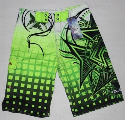 Costum de baie pentru bărbați cu imprimeu în trei culori