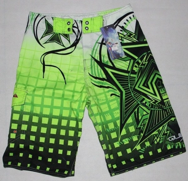 Costum de baie pentru bărbați cu imprimeu în trei culori