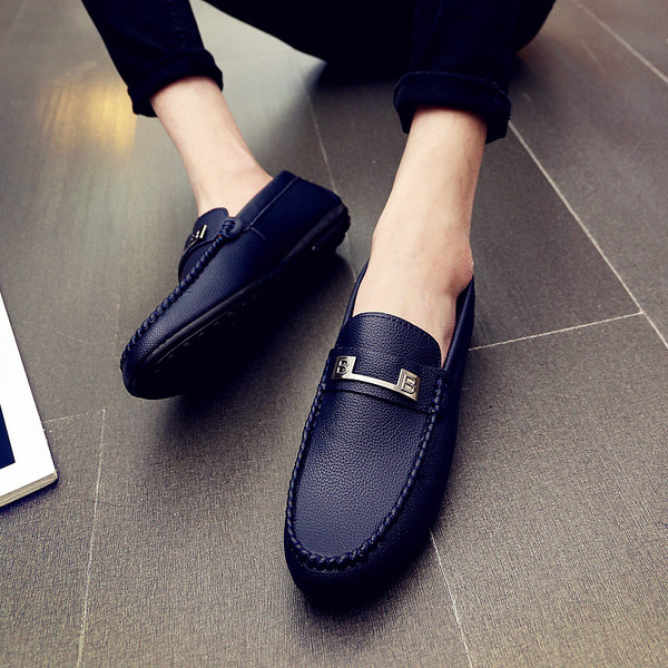 Mocasini eleganti pentru barbati cu decor metalic in mai multe modele