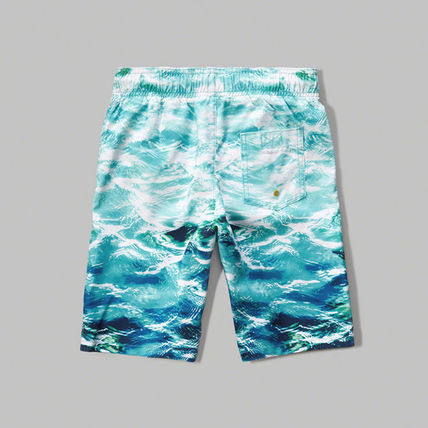 Costum de baie pentru barbati cu cravate in mai multe culori