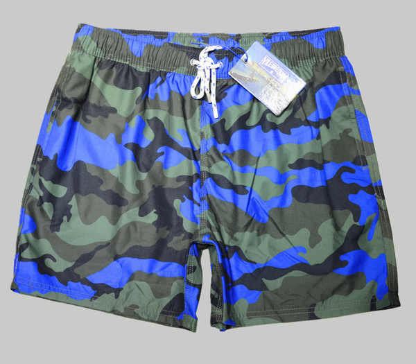Costum de baie pentru bărbați cu model de camuflaj