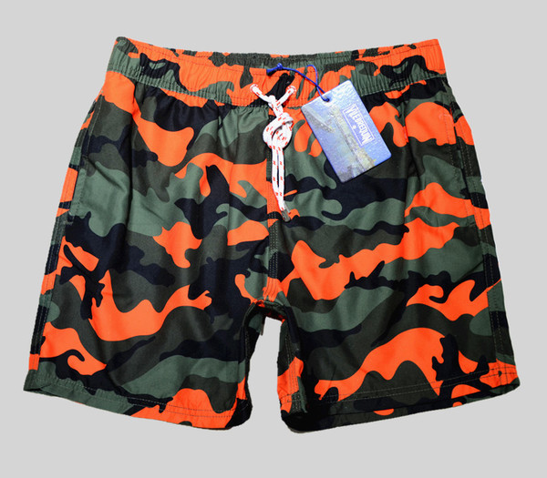 Costum de baie pentru bărbați cu model de camuflaj
