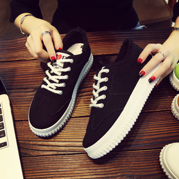 Tenisi casual dama in alb, negru si galben