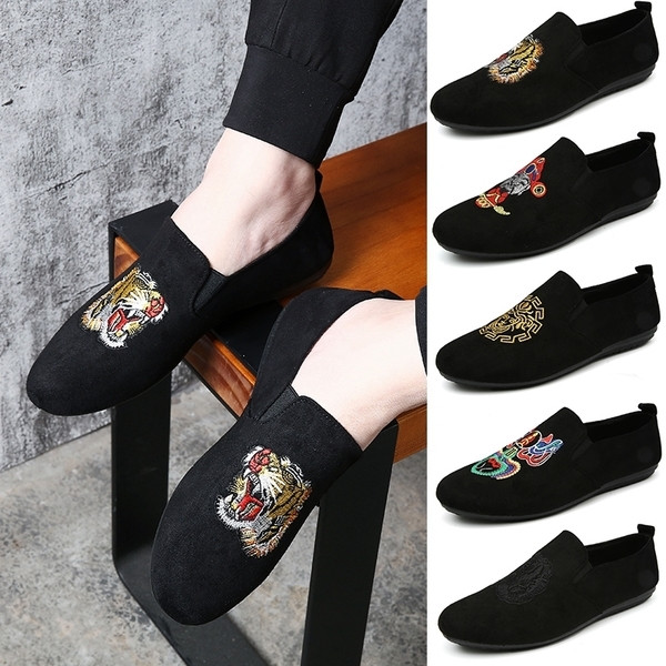 Mocasini moderni de piele intoarsa pentru barbati - mai multe modele