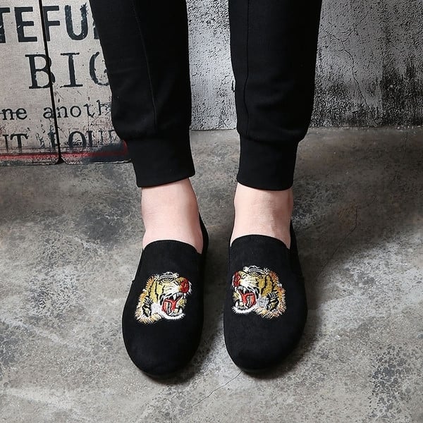 Mocasini moderni de piele intoarsa pentru barbati - mai multe modele