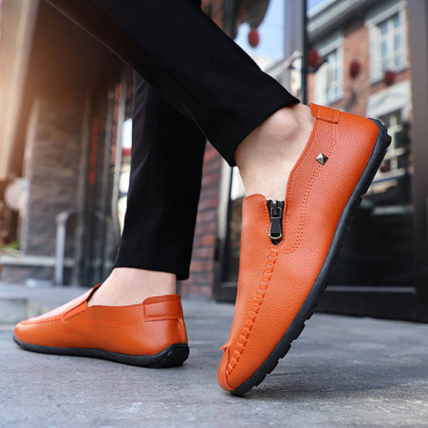 Mocasini moderni pentru barbati in mai multe modele