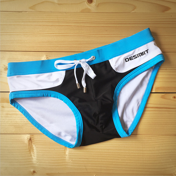 Costume de baie pentru barbati - slip in mai multe culori