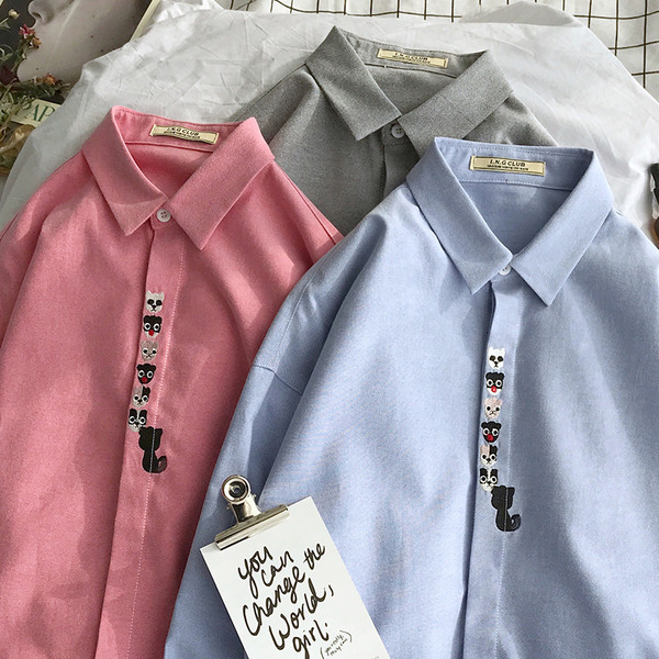 Cămașă proaspătă pentru bărbați cu mâneci lungi și broderie colorată în mai multe culori