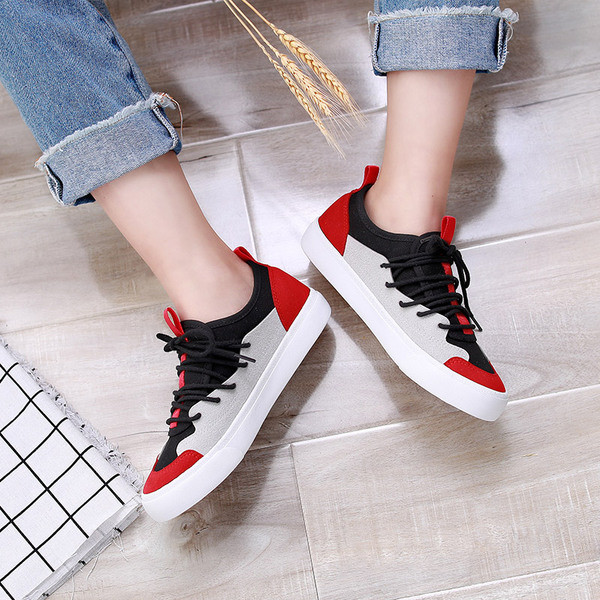 Tenisi moderni de dama cu sireturi in doua culori