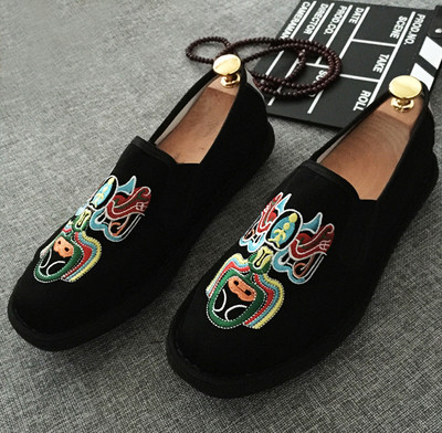 Mocasini moderni pentru bărbați - diferite modele