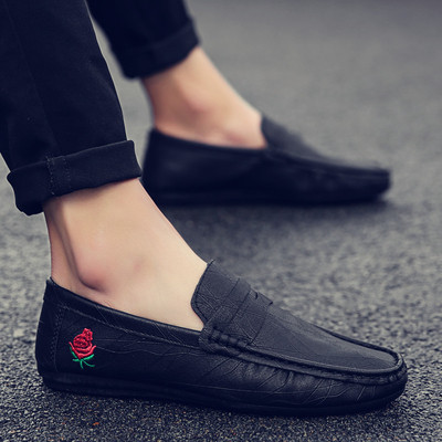 Mocasini barbatesti in mai multe culori cu aplicatii