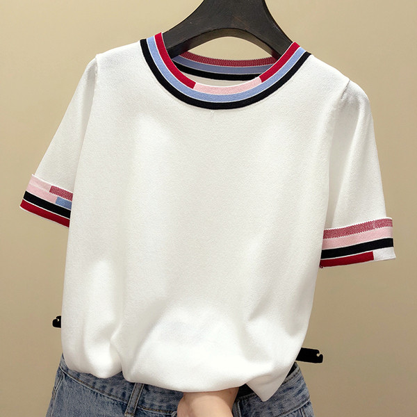 Tricou de dama modern cu decolteu O - model larg in mai multe culori