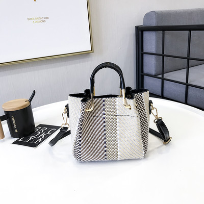 Geanta mica de dama cu maner scurt si lung in mai multe culori