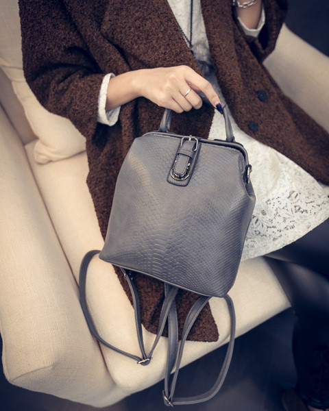 Rucsac modern de dama din piele ecologica in mai multe culori